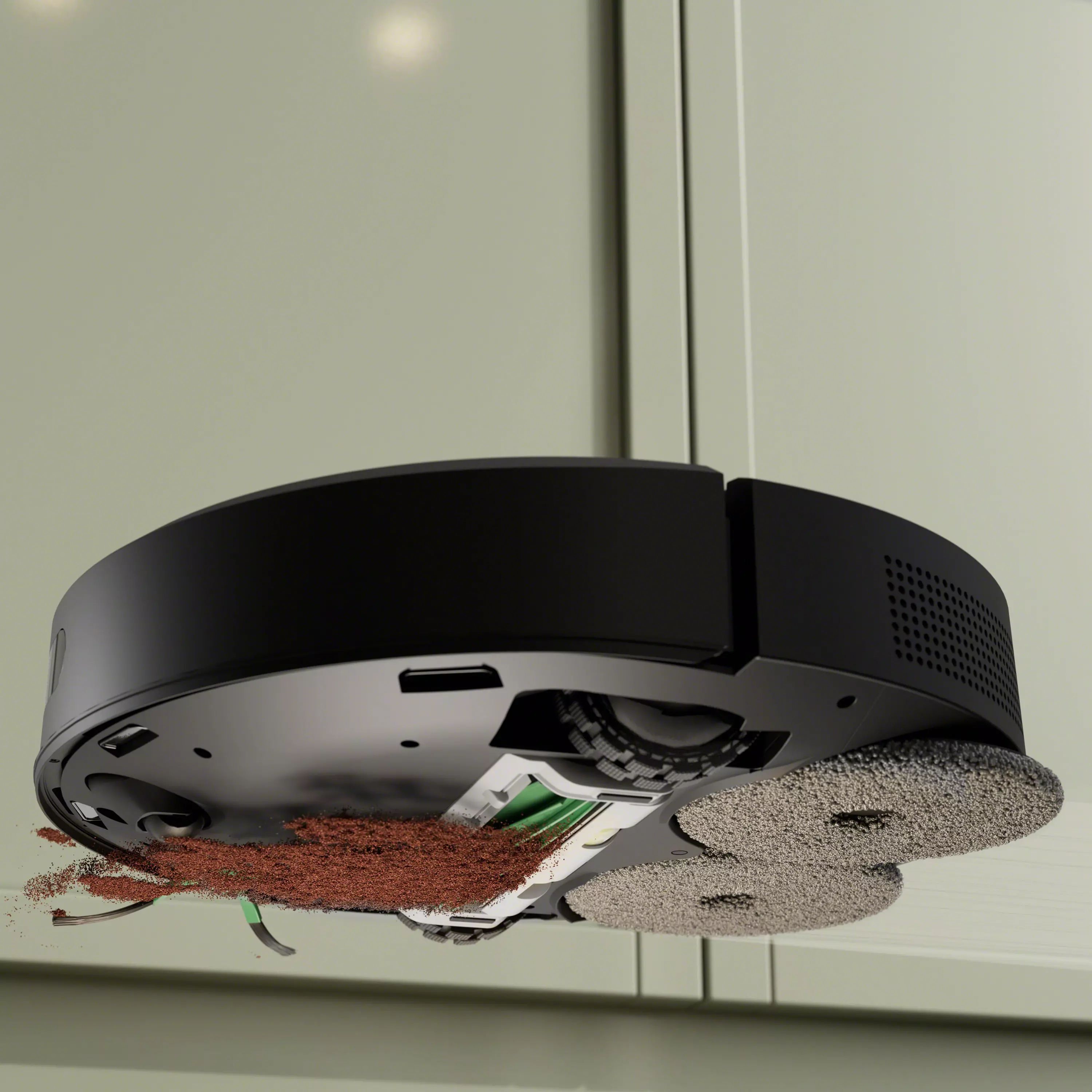 Roomba® Plus 405 Combo Robot + AutoWash™ dock - White